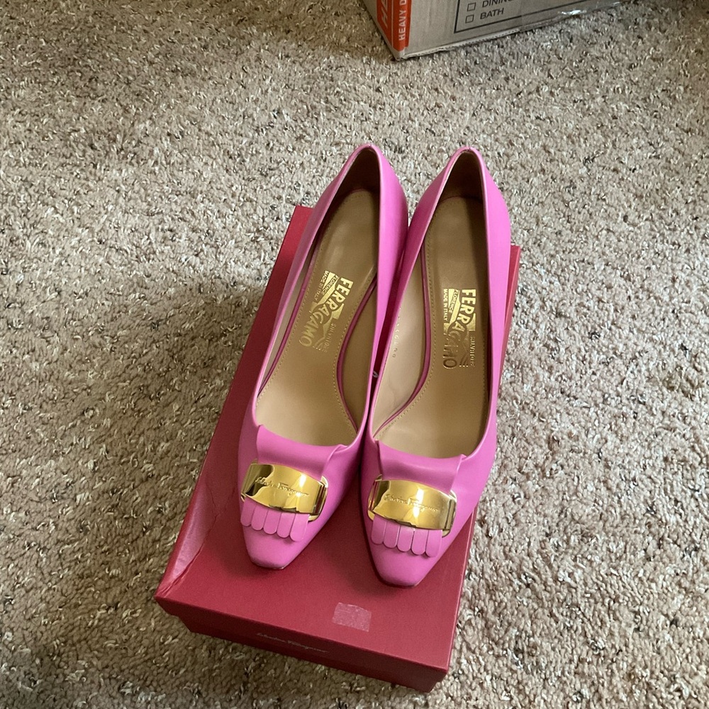 Salvatore Ferragamo Pink Heels 8.5